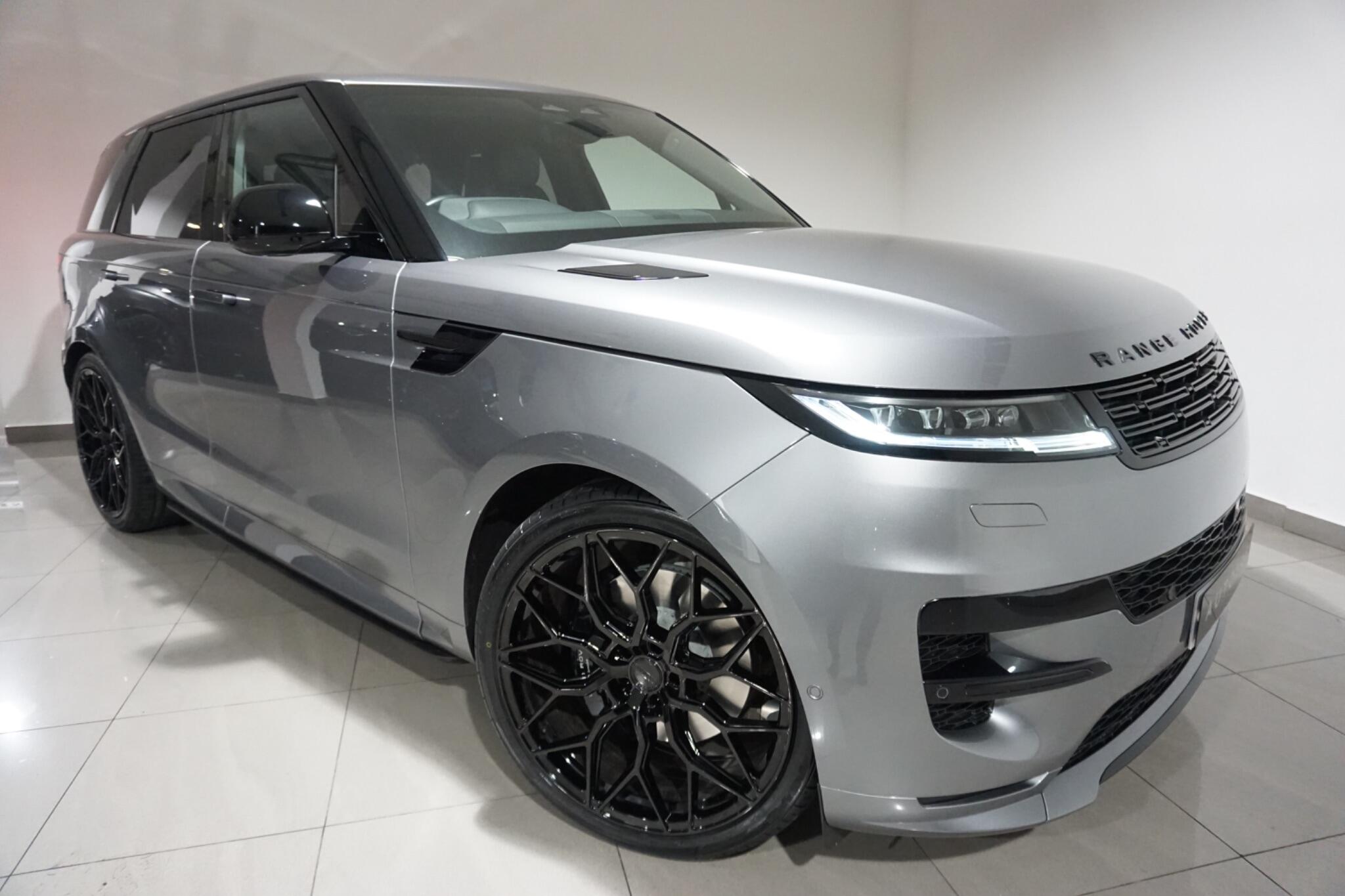 Land Rover Range Rover Sport 3.0 D300 MHEV Dynamic SE SUV 5dr Diesel Auto 4WD Euro 6 (s/s) (300 ps)